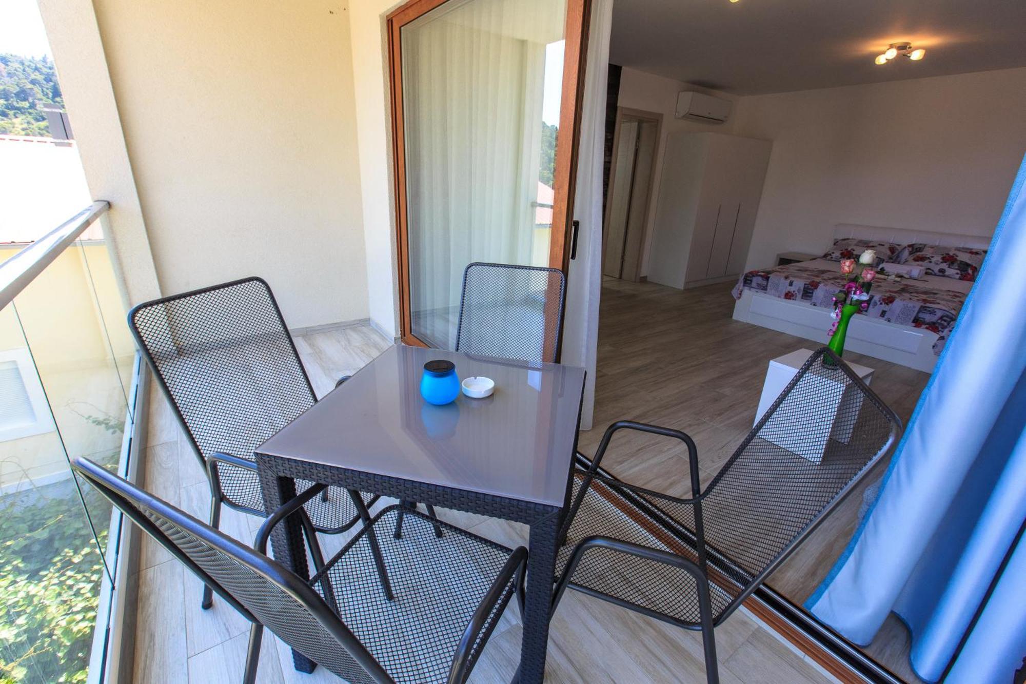 Apartments Matkovic Lux Сутоморе Экстерьер фото