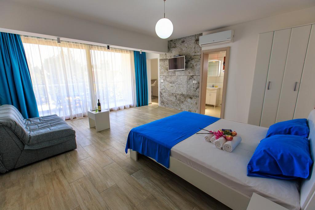 Apartments Matkovic Lux Сутоморе Экстерьер фото