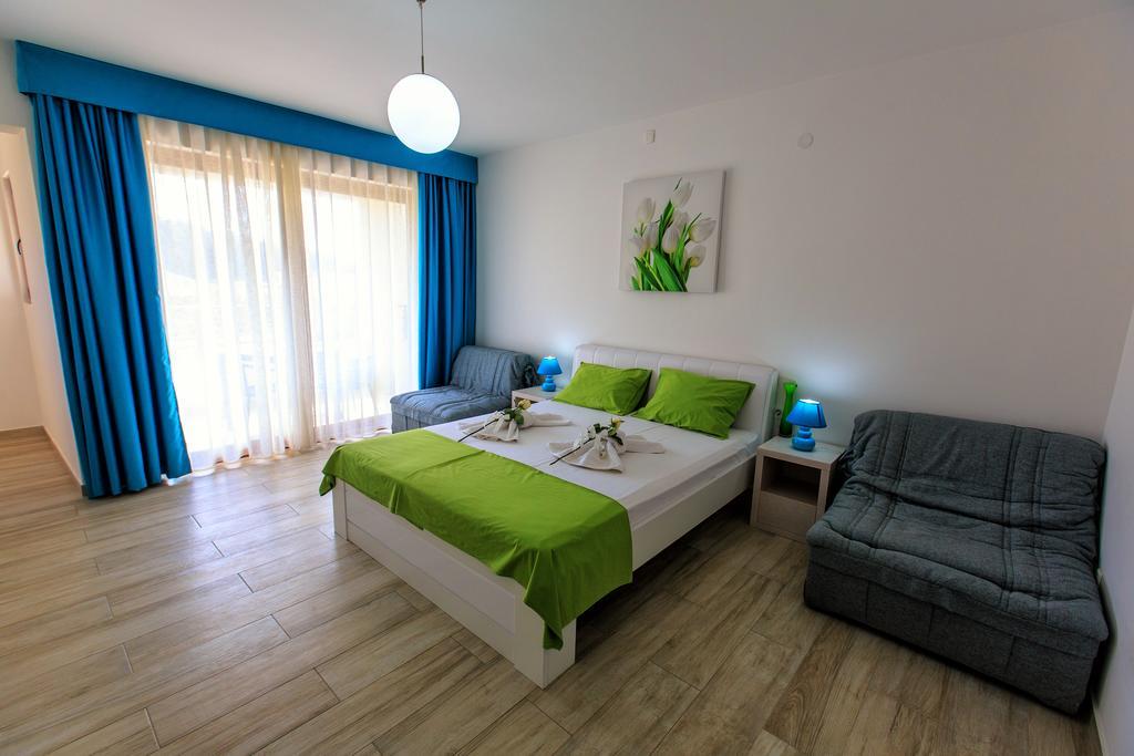 Apartments Matkovic Lux Сутоморе Экстерьер фото
