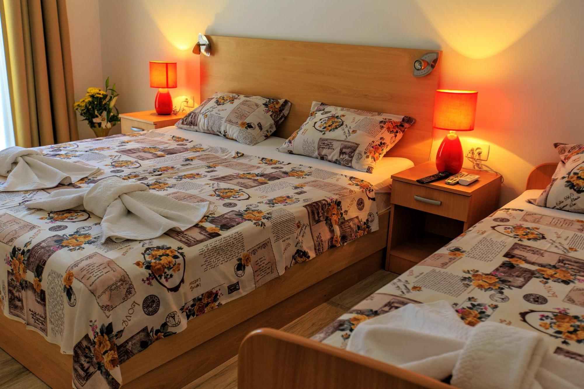 Apartments Matkovic Lux Сутоморе Экстерьер фото