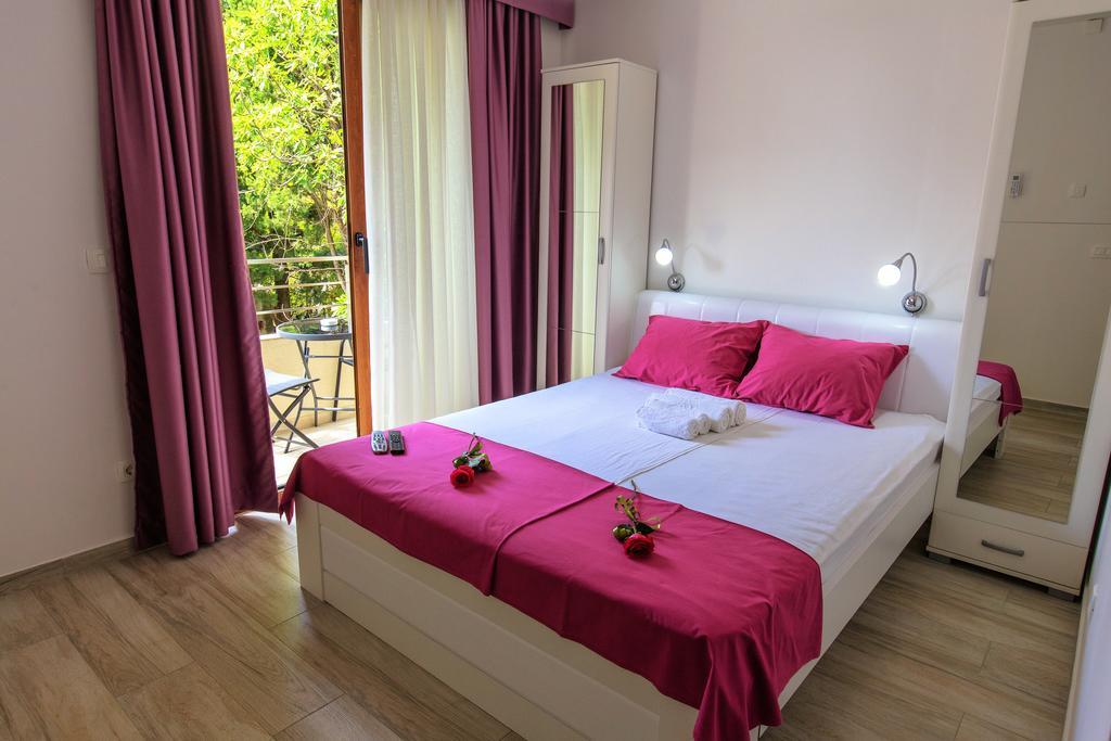 Apartments Matkovic Lux Сутоморе Экстерьер фото
